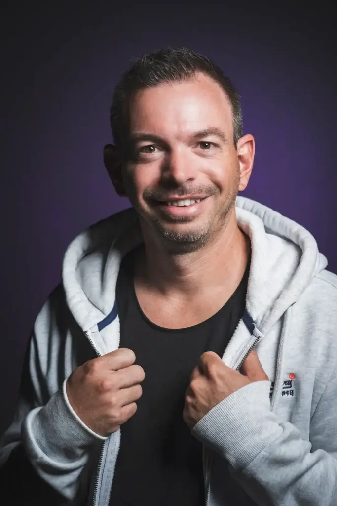 Xavier Planchamp, moniteur de conduite sur la Riviera Vaudoise